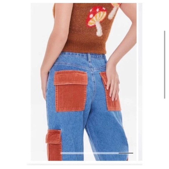 FOREVER 21 Wide Leg Cargo Jeans - Picture 5 of 10